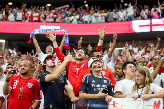 England v Croatia: Group L - FIFA World Cup, WM, Weltmeisterschaft, Fussball 2026 Fans of England cheers during the FIFA World Cup 2026 Group L match between England and Croatia at Dallas Stadium on June 17, 2026 in Dallas, Texas.  SanjinxStrukic PIXSELL