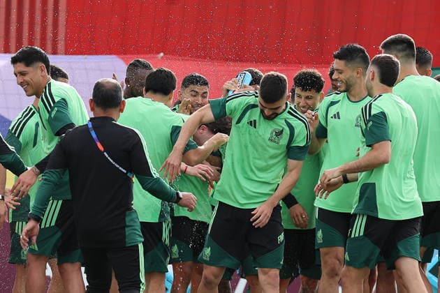 FIFA World Cup, WM, Weltmeisterschaft, Fussball 2026 - Mexico training session Players of Mexico attend a training session as part of the FIFA World Cup 2026 in Guadalajara, Mexico, 17 June 2026. Guadalajara Mexico  Copyright: xALEXxCRUZx