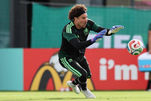 FIFA World Cup, WM, Weltmeisterschaft, Fussball 2026 - Mexico training session Guillermo Ochoa, goalkeeper of Mexico, in action during a training session as part of the FIFA World Cup 2026 in Guadalajara, Mexico, 17 June 2026. Guadalajara Mexico  Copyright: xALEXxCRUZx