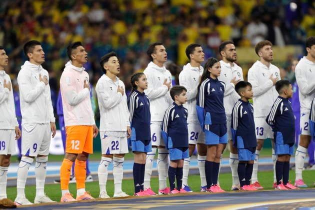FIFA World Cup, WM, Weltmeisterschaft, Fussball 2026 - Group K - Uzbekistan vs Colombia Playes of Uzbekistan sing their national anthem ahead of the FIFA World Cup 2026 Group K soccer match between Uzbekistan and Colombia, in Mexico City, Mexico, 17 June 2026. Mexico City Mexico  Copyright: xISAACxESQUIVELx