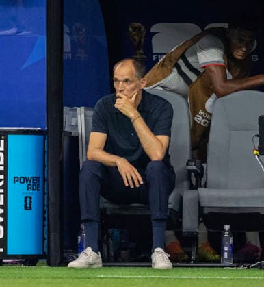 June 17, 2026, Arlington, Texas, USA: England National Mens team MGR THOMAS TUCHEL, contemplating the second half strategy Arlington USA - ZUMAm147 20260617_zap_m147_053 Copyright: xHossxMcBainx