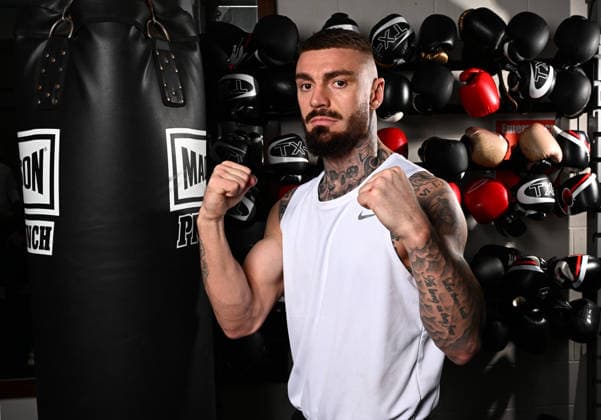 BOXING PARO CROCKER FACE OFF, Northern Ireland s IBF World Welterweight Champion Lewis Crocker is seen at Suncorp Stadium in Brisbane, Thursday, June 18, 2026. Liam Paro and Lewis Crocker will come face to face following a Workout ahead of their World Title bout next week. ( NO ARCHIVING BRISBANE QUEENSLAND AUSTRALIA  Copyright: xDARRENxENGLANDx 20260618131529652989