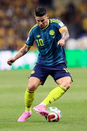 FIFA World Cup, WM, Weltmeisterschaft, Fussball 2026 - Group K - Uzbekistan vs Colombia James Rodriguez of Colombia controls the ball during the 2026 FIFA World Cup Group K match between Uzbekistan and Colombia at Azteca Stadium in Mexico City, Mexico, 17 June 2026. Mexico City Mexico  Copyright: xJOSExMENDEZx