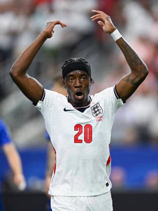 (260618) -- DALLAS, June 18, 2026 -- Noni Madueke of England reacts during the group L match between England and Croatia at the 2026 FIFA World Cup, WM, Weltmeisterschaft, Fussball at the Dallas Stadium in Dallas, the United States, on June 17, 2026. ) (SP)U.S.-DALLAS-FOOTBALL-FIFA WORLD CUP-GROUP L-ENG VS CRO WuxXiaoling 