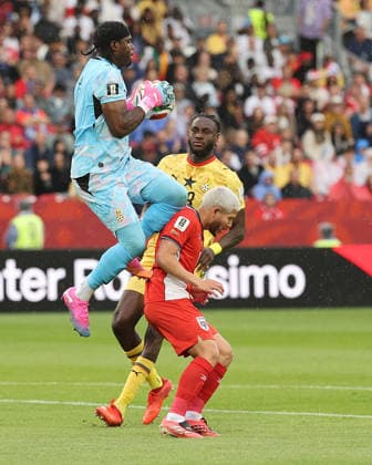 (260618) -- TORONTO, June 18, 2026 -- Lawrence Ati Zigi, goalkeeper of Ghana, saves a goal during the group L match between Ghana and Panama at the 2026 FIFA World Cup, WM, Weltmeisterschaft, Fussball at Toronto Stadium in Toronto, Canada, on June 17, 2026. (Photo by Xinhua) (SP)CANADA-TORONTO-FOOTBALL-FIFA WORLD CUP-GROUP L-GHA VS PAN ZouxZheng 