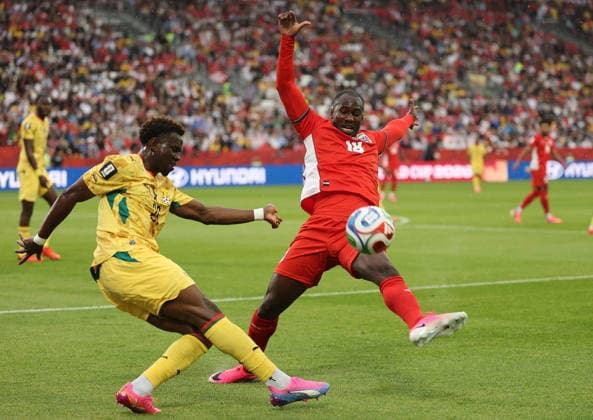 (260618) -- TORONTO, June 18, 2026 -- Marvin Senaya (L) of Ghana vies with Cecilio Waterman of Panama during the group L match between Ghana and Panama at the 2026 FIFA World Cup, WM, Weltmeisterschaft, Fussball at Toronto Stadium in Toronto, Canada, on June 17, 2026. (Photo by Xinhua) (SP)CANADA-TORONTO-FOOTBALL-FIFA WORLD CUP-GROUP L-GHA VS PAN ZouxZheng 