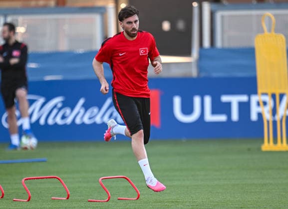 Turkish national football team holds 1st training session in US city of San Jose SAN JOSE, CALIFORNIA - JUNE 17: Orkun Kokcu of the Turkish national football team attends the training session in San Jose, California on June 17, 2026. Turkiye to face Paraguay on June 19 in their 2nd 2026 FIFA World Cup, WM, Weltmeisterschaft, Fussball match. Tayfun Coskun Anadolu California United States. Editorial use only. Please get in touch for any other usage.  Copyright: x2026xAnadoluxTayfunxCoskunx