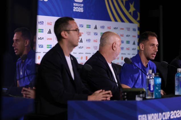 (260618) -- LOS ANGELES, June 18, 2026 -- Nikola Katic (R) of Bosnia and Herzegovina attends a press conference, PK, Pressekonferenz ahead of a group B match between Switzerland and Bosnia and Herzegovina at the 2026 FIFA World Cup, WM, Weltmeisterschaft, Fussball in Los Angeles, the United States, June 17, 2026. ) (SP)U.S.-LOS ANGELES-FOOTBALL-FIFA WORLD CUP-PRESS CONFERENCE-BIH MaoxSiqian 