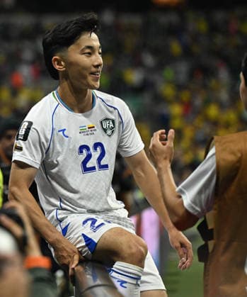 (260618) -- MEXICO CITY, June 18, 2026 -- Abbosbek Fayzullaev of Uzbekistan celebrates his goal during the group K match between Uzbekistan and Colombia at the FIFA World Cup, WM, Weltmeisterschaft, Fussball 2026 in Mexico City, Mexico, June 17, 2026. ) (SP)MEXICO-MEXICO CITY-FOOTBALL-FIFA WORLD CUP-GROUP K-UZB VS COL WuxWei 