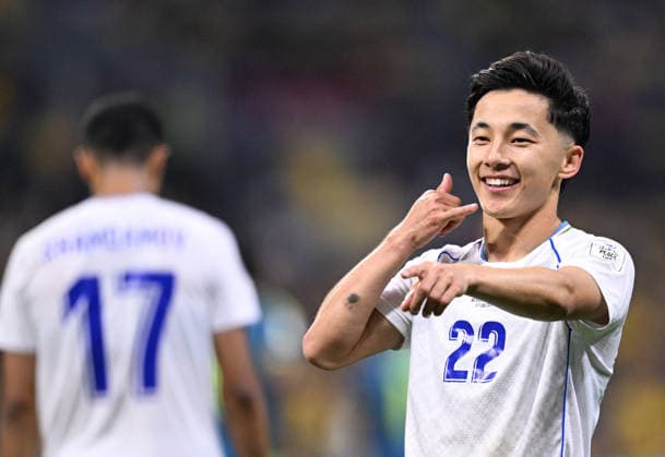 (260618) -- MEXICO CITY, June 18, 2026 -- Abbosbek Fayzullaev of Uzbekistan celebrates his goal during the group K match between Uzbekistan and Colombia at the FIFA World Cup, WM, Weltmeisterschaft, Fussball 2026 in Mexico City, Mexico, June 17, 2026. ) (SP)MEXICO-MEXICO CITY-FOOTBALL-FIFA WORLD CUP-GROUP K-UZB VS COL WuxWei 