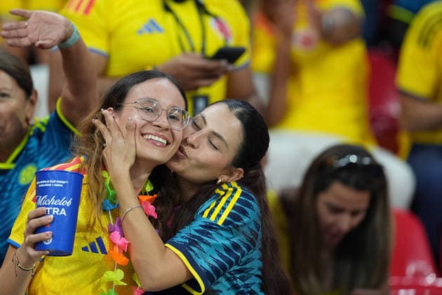 June 17, 2026, Mexico City, Ciudad de Mexico, Mexico: Colombian women celebrating after a goal of the Colombia national team, Nationalteam during the FIFA World Cup, WM, Weltmeisterschaft, Fussball Group K match between Colombia and Uzbekistan at Mexico City Stadium. on June 17, 2026 in Mexico City, Mexico. Mexico City Mexico - ZUMAe321 20260617_zsa_e321_408 Copyright: xIanxRoblesx