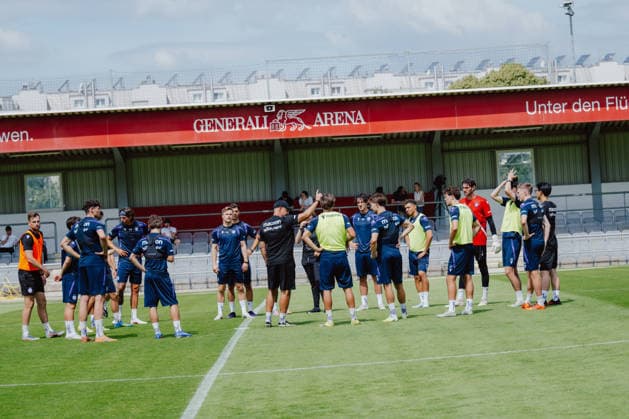 SOCCER - BL, A.Wien, training start VIENNA,AUSTRIA,18.JUN.26 - SOCCER - ADMIRAL Bundesliga, FK Austria Wien, training start. Image shows the team of A.Wien.  GEPAxpictures xAlexanderxSolc