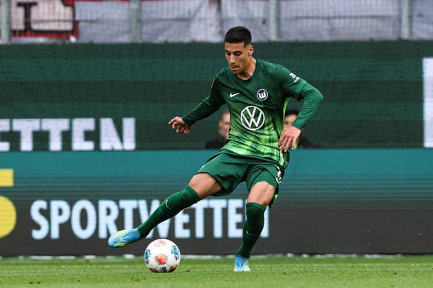 Adam Daghim (VfL Wolfsburg,11) - 1. Fussball Bundesliga Saison 2025-2026 Punktspiel VfL Wolfsburg vs. FC Bayern München in der Volkswagen Arena in Wolfsburg - Freisteller,Aktion,Fussball,Deutschland,Mann,Männer,09.05.2026 *** Adam Daghim, VfL Wolfsburg, 11 1, Bundesliga 2025–2026 season, league match between VfL Wolfsburg and FC Bayern Munich at the Volkswagen Arena in Wolfsburg; cutout, action, soccer, Germany, man, men, May 9, 2026,detected_source_language
