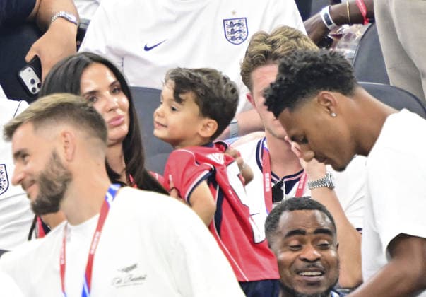 FIFA World Cup, WM, Weltmeisterschaft, Fussball 2026 England v Croatia in Dallas 17.06.2026 FIFA World Cup 2026 .ENGLAND V CROATIA IN DALLAS .England players and families post match  Copyright: xDarrenxFletcherx NINTCHDBPICT001089190207