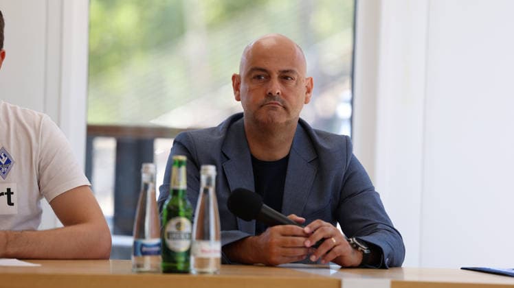 18.06.2026, xrekx, Fussball 3.Liga, SV Waldhof Mannheim - Vorstellung des neuen Trainers v.l. Rui Mota Trainer (SV Waldhof Mannheim) (DFL DFB REGULATIONS PROHIBIT ANY USE OF PHOTOGRAPHS as IMAGE SEQUENCES and or QUASI-VIDEO) Mannheim