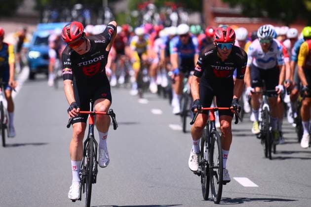 Baloise Belgium Tour 2026 Stage 2 KNOKKE-HEIST, BELGIUM - JUNE 18 : riders of team Tudor Pro Cycling Team during stage 2 of the 95th edition of Baloise Tour of Belgium an UCI ProSeries 2.Pro cycling road race stage for Men Elite of 197.6 km with start in Merelbeke-Melle and finish in Knokke-Heist on June 18, 2026 in Knokke-Heist, Belgium, 18 06 2026 ( Motordriver Stephan Boone - Knokke-Heist Belgium  Copyright: xGvgx