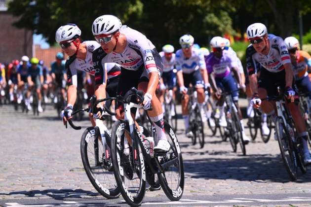 Baloise Belgium Tour 2026 Stage 2 KNOKKE-HEIST, BELGIUM - JUNE 18 : riders of team UAE Team Emirates - XRG;during stage 2 of the 95th edition of Baloise Tour of Belgium an UCI ProSeries 2.Pro cycling road race stage for Men Elite of 197.6 km with start in Merelbeke-Melle and finish in Knokke-Heist on June 18, 2026 in Knokke-Heist, Belgium, 18 06 2026 ( Motordriver Stephan Boone - Knokke-Heist Belgium  Copyright: xGvgx