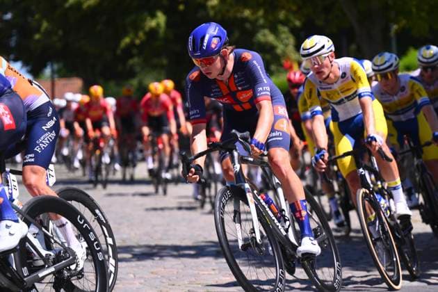 Baloise Belgium Tour 2026 Stage 2 KNOKKE-HEIST, BELGIUM - JUNE 18 : rider of team Picnic PostNL during stage 2 of the 95th edition of Baloise Tour of Belgium an UCI ProSeries 2.Pro cycling road race stage for Men Elite of 197.6 km with start in Merelbeke-Melle and finish in Knokke-Heist on June 18, 2026 in Knokke-Heist, Belgium, 18 06 2026 ( Motordriver Stephan Boone - Knokke-Heist Belgium  Copyright: xGvgx
