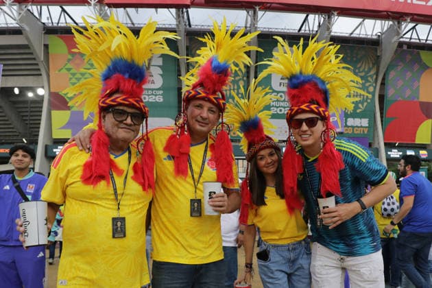 Uzbekistan v Colombia FIFA World Cup, WM, Weltmeisterschaft, Fussball Group K Match Colombia national team, Nationalteam fans walks to Mexico City Stadium to support their owner team during the FIFA World Cup Group K match between Colombia and Uzbekistan. on June 17, 2026 in Mexico City, Mexico. Mexico City CDMX Mexico Copyright: xIanxRoblesx