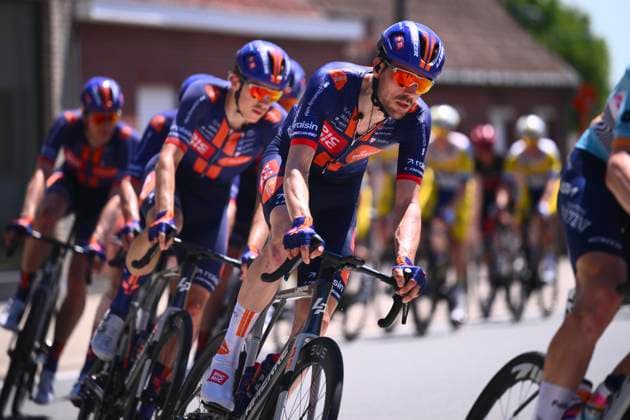 Baloise Belgium Tour 2026 Stage 2 KNOKKE-HEIST, BELGIUM - JUNE 18 : riders of team Picnic PostNL during stage 2 of the 95th edition of Baloise Tour of Belgium an UCI ProSeries 2.Pro cycling road race stage for Men Elite of 197.6 km with start in Merelbeke-Melle and finish in Knokke-Heist on June 18, 2026 in Knokke-Heist, Belgium, 18 06 2026 ( Motordriver Stephan Boone - Knokke-Heist Belgium  Copyright: xGvgx