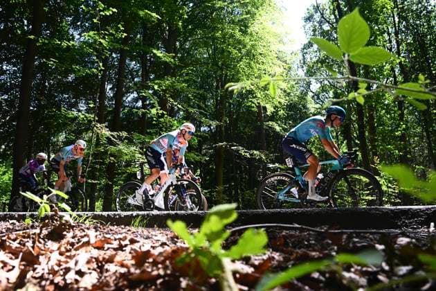 Baloise Belgium Tour 2026 Stage 2 KNOKKE-HEIST, BELGIUM - JUNE 18 : Toneatti Davide (ITA) of XDS Astana Team, Sheehan Riley (USA) of NSN Cycling Team during stage 2 of the 95th edition of Baloise Tour of Belgium an UCI ProSeries 2.Pro cycling road race stage for Men Elite of 197.6 km with start in Merelbeke-Melle and finish in Knokke-Heist on June 18, 2026 in Knokke-Heist, Belgium, 18 06 2026 ( Motordriver Stephan Boone - Knokke-Heist Belgium  Copyright: xGvgx