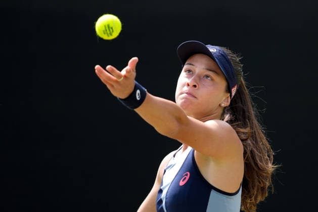 Lexus Nottingham Open - Day Four Zeynep Sonmez competes during the Round of 16 singles match at the 2026 Lexus Nottingham Open Women s tennis tournament at the Nottingham Tennis Centre in Nottingham, England, on June 18, 2026. Nottingham Great Britain United Kingdom  Copyright: xOwenxHammondx originalFilename:hammond-2026lexu260618_npMZB.jpg