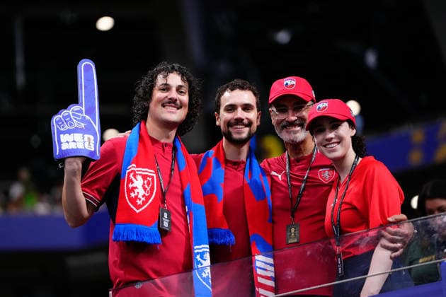 Czechia v South Africa: Group A - FIFA World Cup, WM, Weltmeisterschaft, Fussball 2026 Supporters of Czechia pose for the photo during the FIFA World Cup 2026 Group A match between Czechia and South Africa at Atlanta Stadium on June 18, 2026 in Atlanta, Georgia. Atlanta GA United States  Copyright: xJosexBretonx originalFilename:bretonhernandez-czechiav260618_npOcp.jpg