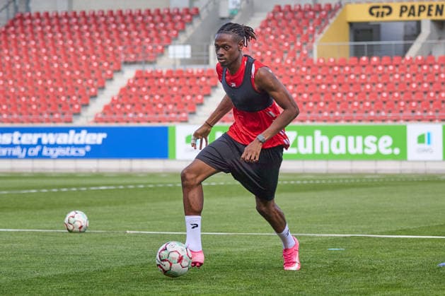 HFC Neuzugang Abdoul Karim Soumah beim Trainingsauftakt des Hallescher FC, Fussball, Regionalliga Nordost, Saison 2026 27, 18.06.2026 Halle Leuna Chemie Stadion ST Deutschland