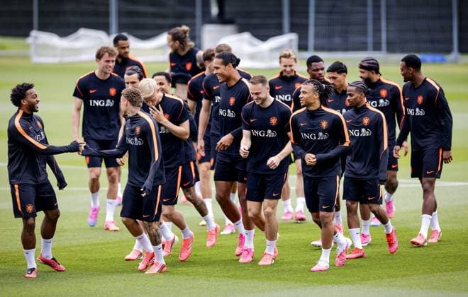 KANSAS CITY - The players during a training session of the Dutch national team, Nationalteam at the KC Current Training Facility, on June 18, 2026, in Kansas City. The Dutch team is preparing for the match against Sweden during the FIFA World Cup, WM, Weltmeisterschaft, Fussball ROBIN VAN LONKHUIJSEN ANP xVIxANPxSportx xxANPxIVx 561355556 originalFilename: 561355556.jpg
