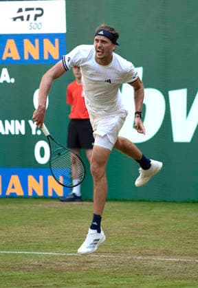photo : Alexander ZVEREV (GER) Tennis-Turnier Terra Wortmann Cup im Gerry Weber Sportpark in Halle Westfalen am Do. 18.06.2026