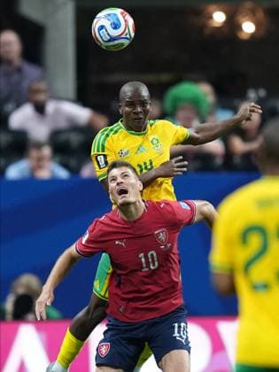 Czechia v South Africa - FIFA World Cup, WM, Weltmeisterschaft, Fussball 2026 - Group A ATLANTA, UNITED STATES - JUNE 18: Mbekezeli Mbokazi (14) of South Africa in action against Patrik Schick (10) of Czechia during the 2026 FIFA World Cup First Stage Group A match between Czechia and South Africa at Mercedes-Benz Stadium (Atlanta Stadium) in Atlanta, Georgia, United States on June 18, 2026. Evrim Aydin Anadolu Georgia United States. Editorial use only. Please get in touch for any other usage.  Copyright: x2026xAnadoluxEvrimxAydinx