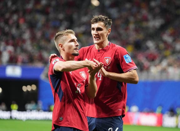Michal Sadilek (Czechia) scores and celebrates his teams first goal during Chezia and South Africa , Group A FIFA World Cup, WM, Weltmeisterschaft, Fussball 2026, Atlanta Stadium, Atlanta, United States on June 18, 2026. Thor Wegner DeFodi Images. (Photo by DeFodi Images) - *** Michal Sadilek of Czechia scores and celebrates his teams first goal during the match between Czechia and South Africa in Group A of the 2026 FIFA World Cup at Atlanta Stadium in Atlanta, United States, on June 18, 2026. Photo by DeFodi Images (Thor Wegner),detected_source_language