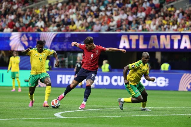 FIFA World Cup, WM, Weltmeisterschaft, Fussball 2026 - Group A - Czechia vs South Africa Adam Hlozek of Czech Republic (C) in action during the FIFA World Cup 2026 group stage match Czechia against South Africa, in Atlanta, USA, 18 June 2026. ATLANTA United States  Copyright: xRONALDxWITTEKx