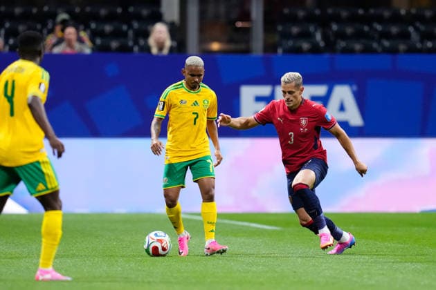 Czechia v South Africa - FIFA World Cup, WM, Weltmeisterschaft, Fussball 2026 - Group A ATLANTA, UNITED STATES - JUNE 18: Oswin Appollis of South Africa controls the ball during the 2026 FIFA World Cup First Stage Group A match between Czechia and South Africa at Mercedes-Benz Stadium (Atlanta Stadium) in Atlanta, Georgia, United States on June 18, 2026. Jose Hernandez Anadolu Georgia United States. Editorial use only. Please get in touch for any other usage.  Copyright: x2026xAnadoluxJosexHernandezx