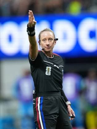 Czechia v South Africa - FIFA World Cup, WM, Weltmeisterschaft, Fussball 2026 - Group A ATLANTA, UNITED STATES - JUNE 18: Referee Tori Penso is seen during the 2026 FIFA World Cup First Stage Group A match between Czechia and South Africa at Mercedes-Benz Stadium (Atlanta Stadium) in Atlanta, Georgia, United States on June 18, 2026. Evrim Aydin Anadolu Georgia United States. Editorial use only. Please get in touch for any other usage.  Copyright: x2026xAnadoluxEvrimxAydinx