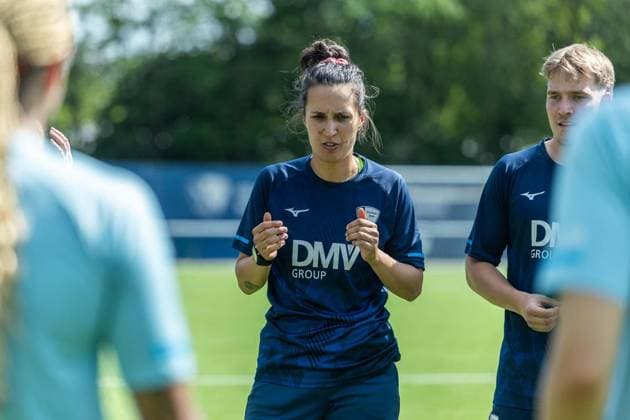 Trainingsauftakt VfL Bochum Frauen ** NUR FÜR REDAKTIONELLE ZWECKE ** EDITORIAL USE ONLY **<p>Kira Malinowski ( Cheftrainerin Trainerin Bochum ). Trainingsauftakt VfL Bochum Frauen am 18.06.2026 in Bochum. Copyright: JonasxRichter