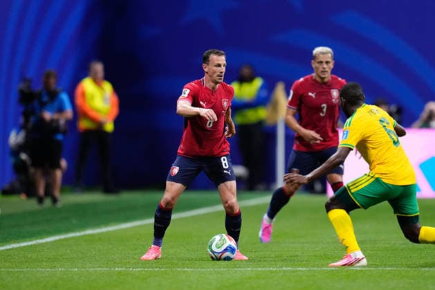 Czechia v South Africa - FIFA World Cup, WM, Weltmeisterschaft, Fussball 2026 - Group A ATLANTA, UNITED STATES - JUNE 18: Vladimir Darida of Czechia controls the ball during the 2026 FIFA World Cup First Stage Group A match between Czechia and South Africa at Mercedes-Benz Stadium (Atlanta Stadium) in Atlanta, Georgia, United States on June 18, 2026. Jose Hernandez Anadolu Georgia United States. Editorial use only. Please get in touch for any other usage.  Copyright: x2026xAnadoluxJosexHernandezx