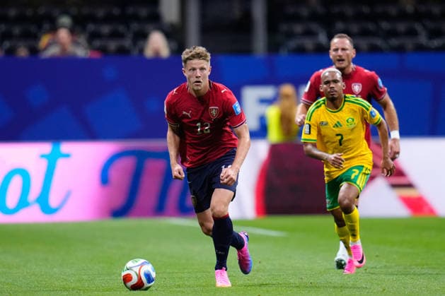 June 18, 2026, Arlington, Texas, United States: Lukas Cerv of Czechia runs with the ball during the FIFA World Cup, WM, Weltmeisterschaft, Fussball 2026 Group A match between Czechia and South Africa at Atlanta Stadium on June 18, 2026 in Atlanta, Georgia. Czechia V South Africa: Group A - FIFA World Cup 2026  - ZUMAa181 20260618_zaa_a181_012 Copyright: xJosexBretonx