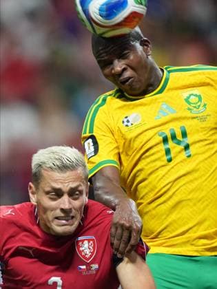 Czechia v South Africa - FIFA World Cup, WM, Weltmeisterschaft, Fussball 2026 - Group A ATLANTA, UNITED STATES - JUNE 18: Mbekezeli Mbokazi (14) of South Africa in action against Tomas Holes (3) of Czechia during the 2026 FIFA World Cup First Stage Group A match between Czechia and South Africa at Mercedes-Benz Stadium (Atlanta Stadium) in Atlanta, Georgia, United States on June 18, 2026. Evrim Aydin Anadolu Georgia United States. Editorial use only. Please get in touch for any other usage.  Copyright: x2026xAnadoluxEvrimxAydinx