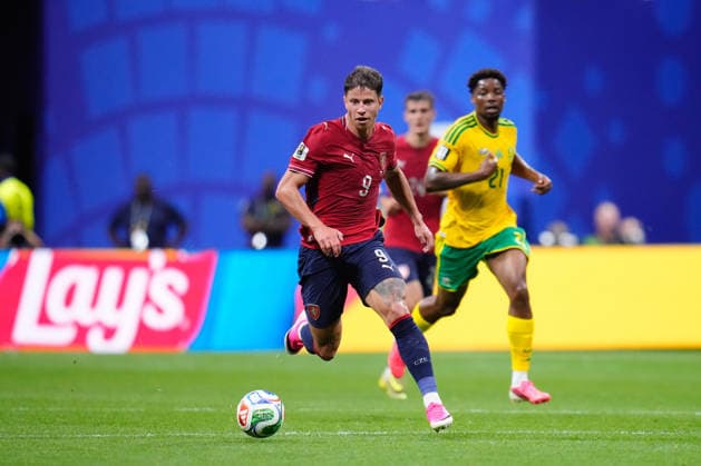Czechia v South Africa - FIFA World Cup, WM, Weltmeisterschaft, Fussball 2026 - Group A ATLANTA, UNITED STATES - JUNE 18: Adam Hlozek of Czechia runs with the ball during the 2026 FIFA World Cup First Stage Group A match between Czechia and South Africa at Mercedes-Benz Stadium (Atlanta Stadium) in Atlanta, Georgia, United States on June 18, 2026. Jose Hernandez Anadolu Georgia United States. Editorial use only. Please get in touch for any other usage.  Copyright: x2026xAnadoluxJosexHernandezx