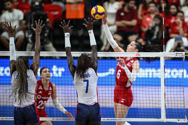 Turkiye v France - 2026 FIVB Volleyball Nations League ANKARA, TURKIYE - JUNE 18: Saliha Sahin (6) of the Turkish National Volleyball Team competes against her opponents during the 2026 FIVB Volleyball Nations League Week 2 match between Turkiye and Belgium at the Ankara Sports Hall in Ankara, Turkiye on June 18, 2026. Akin Celiktas Anadolu Ankara Turkey. Editorial use only. Please get in touch for any other usage.  Copyright: x2026xAnadoluxAkinxCeliktasx