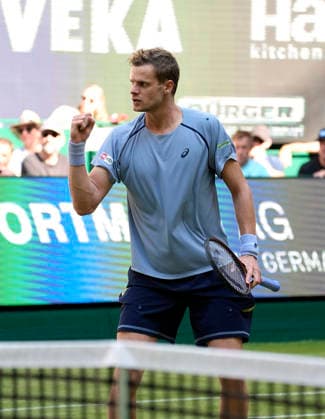 photo : Jubel nach einem Passierball .... Yannick HANFMANN (GER) Tennis-Turnier Terra Wortmann Cup im Gerry Weber Sportpark in Halle Westfalen am Do. 18.06.2026