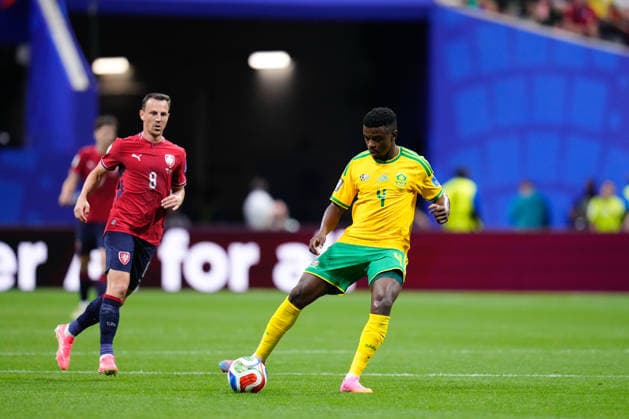 Czechia v South Africa: Group A - FIFA World Cup, WM, Weltmeisterschaft, Fussball 2026 Teboho Mokoena of South Africa plays the ball during the FIFA World Cup 2026 Group A match between Czechia and South Africa at Atlanta Stadium on June 18, 2026 in Atlanta, Georgia. Atlanta GA United States  Copyright: xJosexBretonx originalFilename:bretonhernandez-czechiav260618_nphZg.jpg