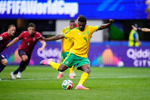 June 18, 2026, Arlington, Texas, United States: Teboho Mokoena of South Africa shoots for goal from penalty spot during the FIFA World Cup, WM, Weltmeisterschaft, Fussball 2026 Group A match between Czechia and South Africa at Atlanta Stadium on June 18, 2026 in Atlanta, Georgia. Arlington United States - ZUMAa181 20260618_zaa_a181_035 Copyright: xJosexBretonx