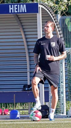 18.06.2026 Fussball Erstes öffentliches Training mit Ex SV Darmstadt 98 Profifussballer und neuer Trainer Tobias Kempe beim Germania Eberstadt bei 35 Grad Darmstadt-Eberstadt Hessen Deutschland