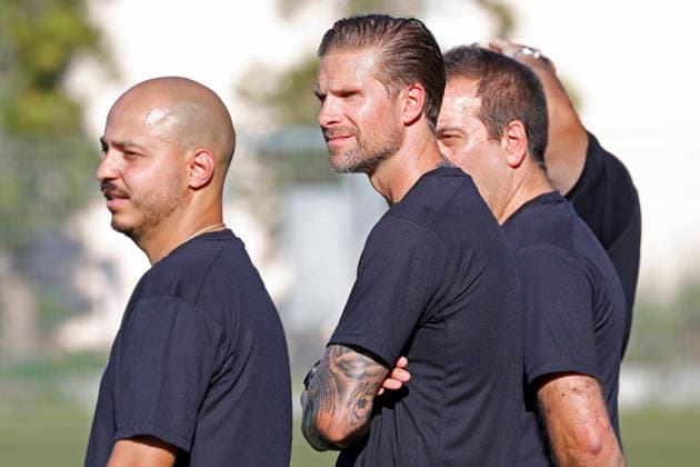 18.06.2026 Fussball Erstes öffentliches Training mit Ex SV Darmstadt 98 Profifussballer und Trainer Tobias KEMPE Mitte beim Germania Eberstadt bei 35 Grad links Trainer A-Jugend Sinan SAHIN und rechts Sven SIEVERS Trainer 2. Mannschaft Darmstadt-Eberstadt Hessen Deutschland