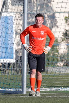 18.06.2026 Fussball Erstes öffentliches Training mit Ex SV Darmstadt 98 Profifussballer und neuer Trainer Tobias Kempe beim Germania Eberstadt bei 35 Grad hier neuer Spieler Maximilian SCHILL (bisher Ludwigshafen Griesheim Mannheim Worms) Darmstadt-Eberstadt Hessen Deutschland