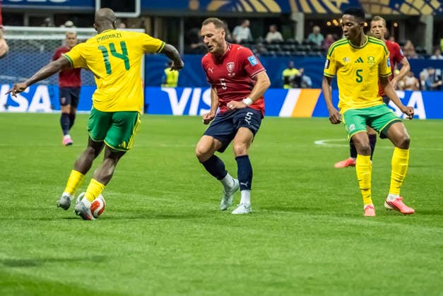 June 18, 2026, Atlanta, Georgia, USA: South Africa defender Mbekezeli Mbokazi (14) plays against Czechia at their FIFA World Cup, WM, Weltmeisterschaft, Fussball First Stage Group A match in ATLANTA, Georgia. The game ends in a 1:1 draw. World Cup: First Stage Group A: Czechia 1:1 South Africa  - ZUMAa161 20260618_aaa_a161_136 Copyright: xWalterxArcex xGMGx