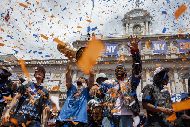 New York Knicks ticker-tape victory parade Confetti floats over New York Knicks players during the 2026 Knicks Championship City Hall celebration ceremony in New York, New York, USA, 18 June 2026. NEW YORK NEW YORK UNITED STATES  Copyright: xOLGAxFEDOROVAx