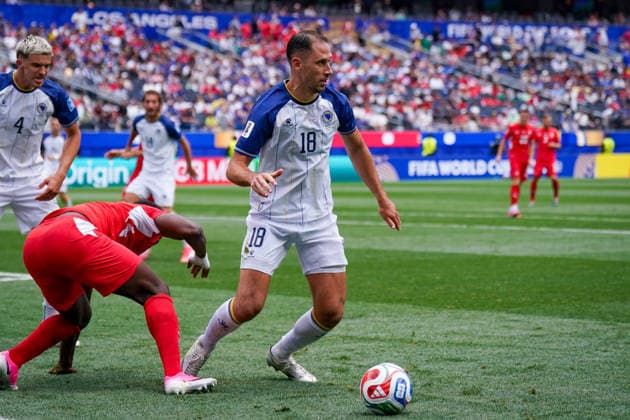 USA: Fußball FIFA World Cup, WM, Weltmeisterschaft, Fussball 2026 Gruppenphase Gruppe B Schweiz vs Bosnien-Herzegowina Los Angeles Stadium SoFi Stadium (Inglewood, Los Angeles County, Kalifornien): Nikola KatiÄ‡ Nikola Katic (Bosnien und Herzegowina 18)